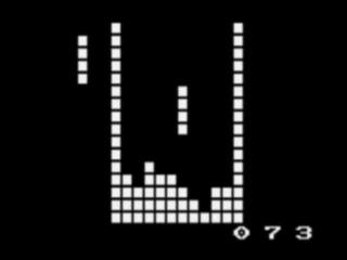 Rickard Gunee - Tetris (PIC 16F84 console)